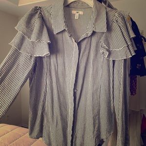 Black and white stripes long fluffy sleeve blouse